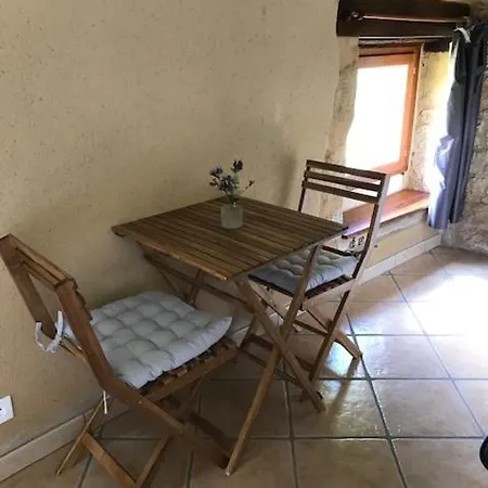 D'hotes Lasserre Bed & Breakfast Saint-Amand-de-Coly
