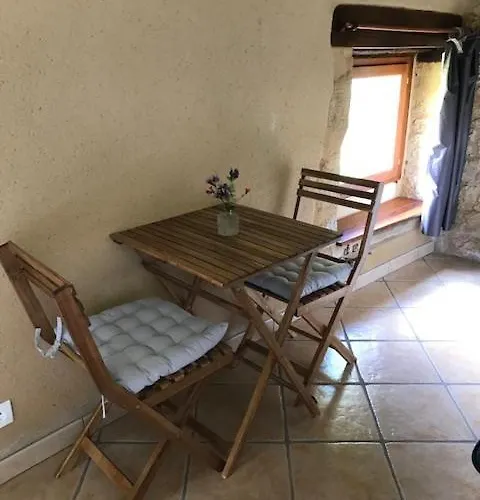 D'hotes Lasserre Bed & Breakfast Saint-Amand-de-Coly