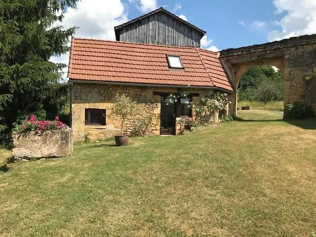 D'hotes Lasserre Bed & Breakfast 3*